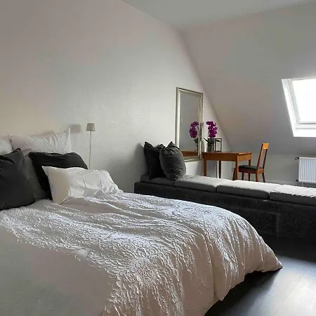 70qm Maisonette-wohnung In Stadthaus *