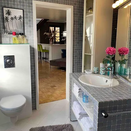 Zentrum 70qm Maisonette-wohnung In Stadthaus Apartamento *