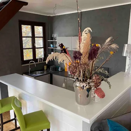 Zentrum 70qm Maisonette-wohnung In Stadthaus Apartamento